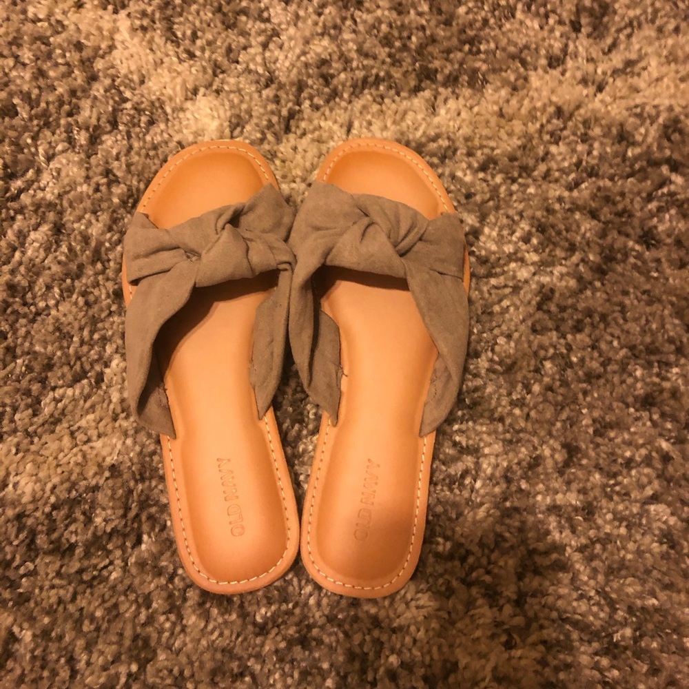 Old Navy sandals